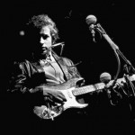 bob dylan goes electric at newport-fairuse