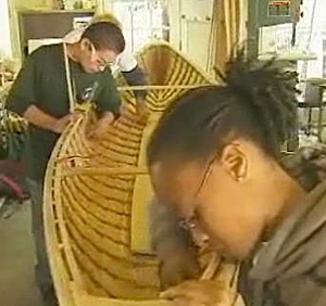 boat-building-juviees.jpg