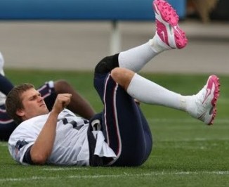 NFL Football Players Wear Pink for Breast Cancer Awareness Month - Good ...