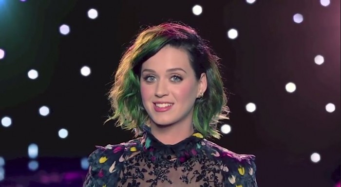 Katy Perry Helps Teachers With Supplies - Good News Network