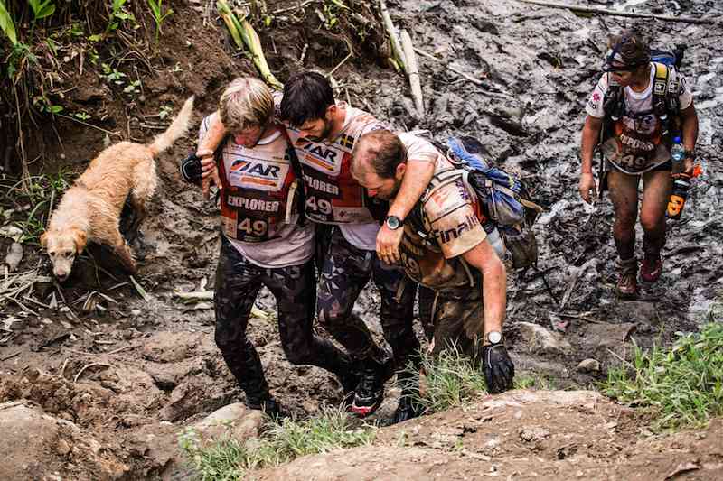 Scruffy Stray Dog Follows Extreme Sports Team Through Miles of Mud - Good  News Network