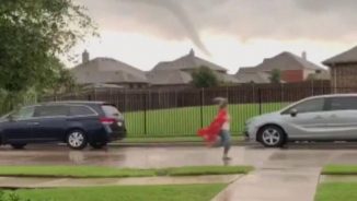 Barefoot Teacher Pictured Running Ahead of Tornado to Warn Families in ...