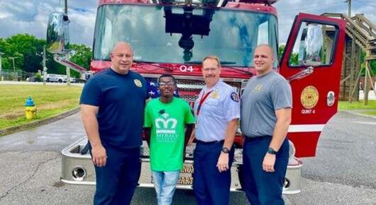 Fire Department Intern Finds Out His Mentor Helped Deliver Him as a ...