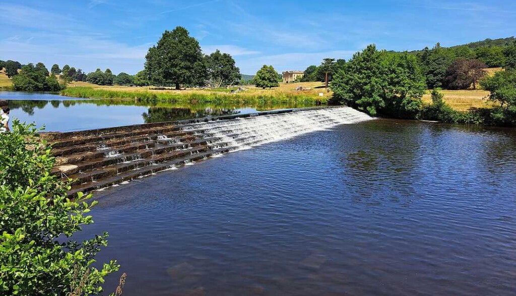 Weir in the River Derwent at Chatsworth House Credit Tom Bindall E1721554196354