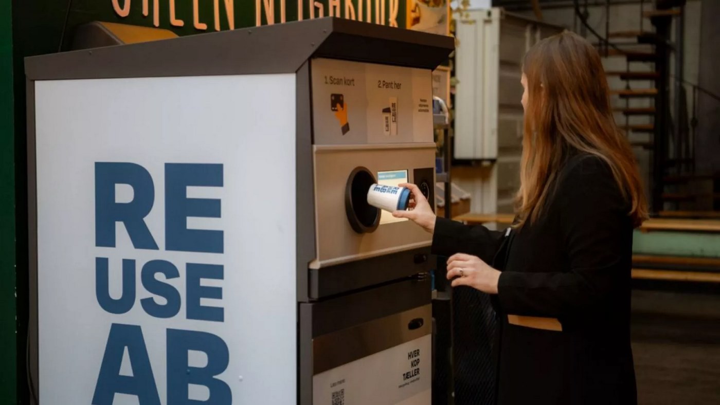 People Are Paid to Return Coffee Cups in This City–Spoiler Alert, it Worked