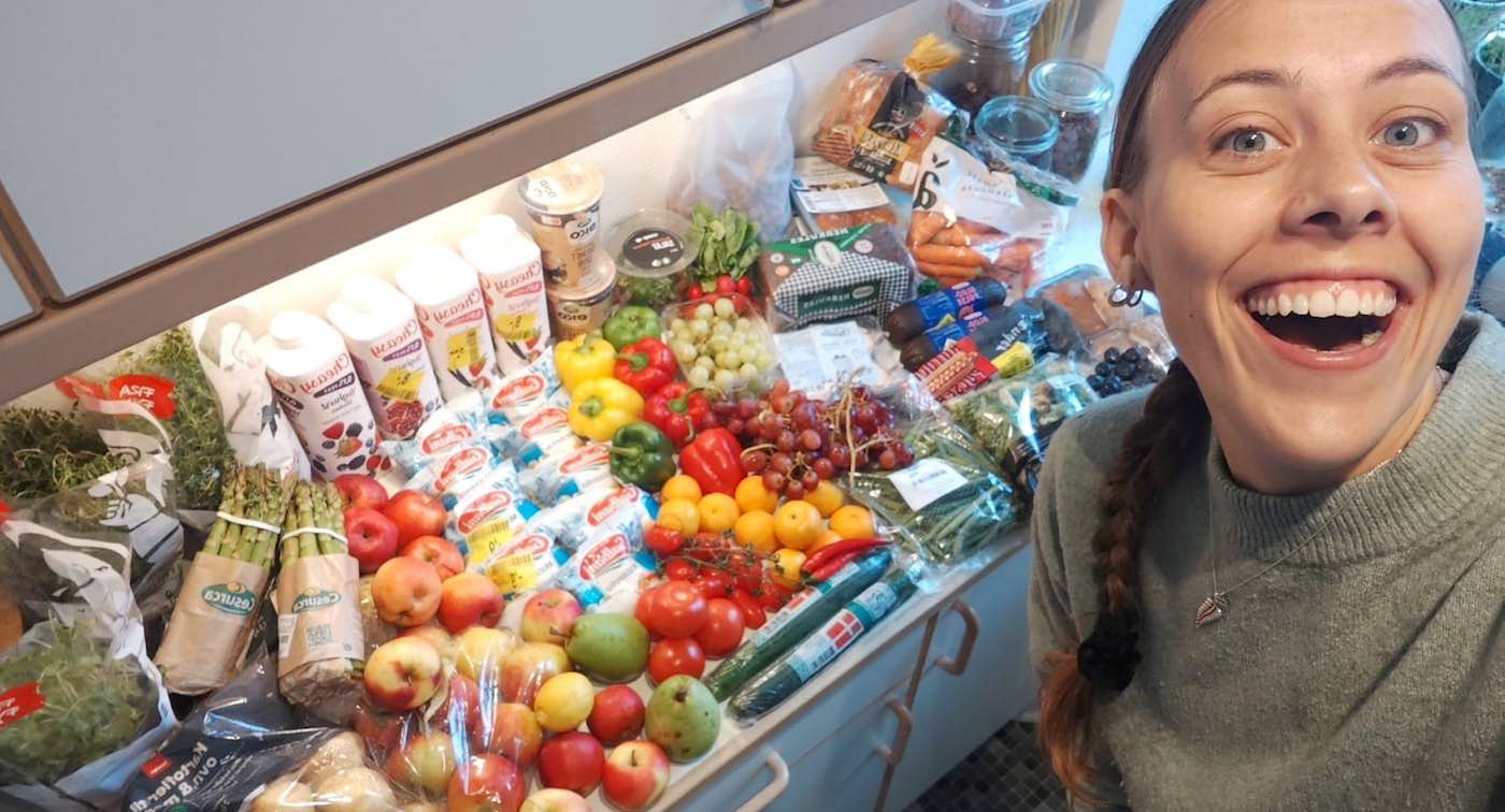 She Hasn’t Purchased Groceries in 4 Years–All Her Food Comes From Dumpsters Behind Supermarkets–LOOK